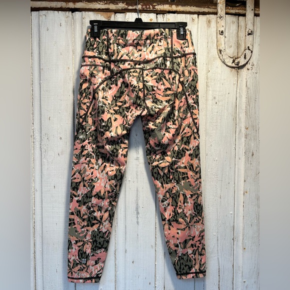 NWOT Sweaty Betty Limited Edition Power Sports Bra and 7/8 Leggings Workout Set - Picture 13 of 13